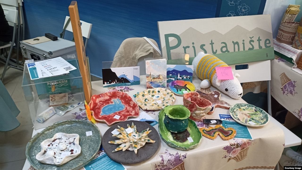 01000000 c0a8 0242 53a9 08dcbc329759 w1597 n r1 s s